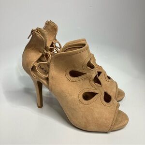Torrid blush‎ cutout heels size 11